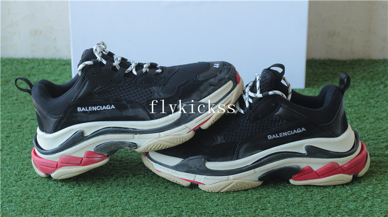 Balenciaga 2017 Fall Winter Washed Old Show Sneaker Black Red